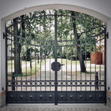 Bramy kute i metalowe