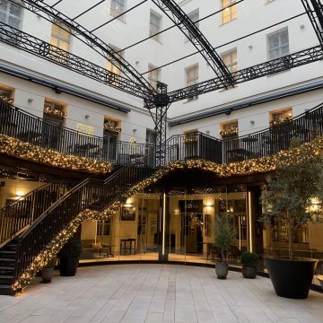 Schody metalowe wewnętrzne i zewnętrzne